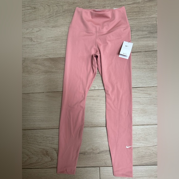 NWT Nike One Full Length Leggings - Picture 2 of 6